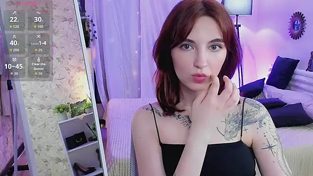 VittoriaNix online show from 04-26-26, 04:26