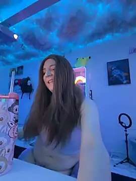 Moongirl117 online show from 03-12-26, 08:31