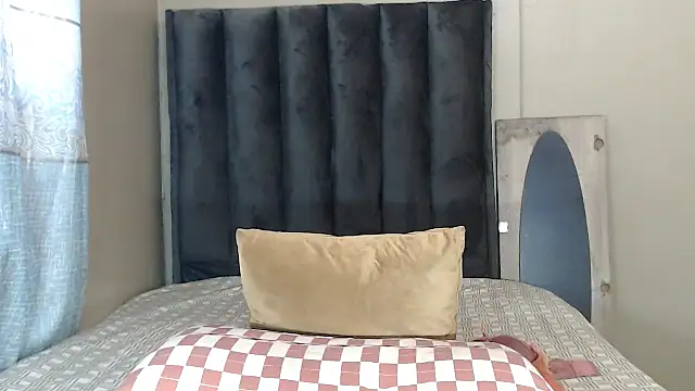 Snapshot of LexyDiana chatting on 06-08-26, 06:03 LexyDiana online show from 06-08-26, 06:03