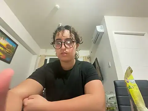 yassiestar online show from 03-21-26, 04:43