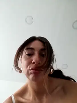 Julietaamado online show from 04-26-26, 08:06