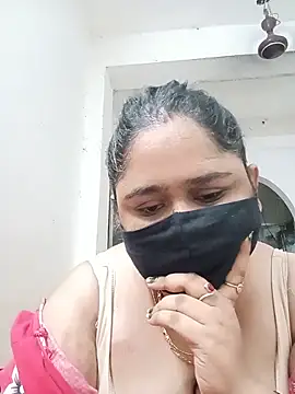 Snapshot of diyadey chatting on 05-16-26, 11:03 diyadey online show from 05-16-26, 11:03