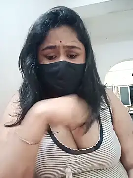 Snapshot of diyadey chatting on 05-31-26, 07:59 diyadey online show from 05-31-26, 07:59