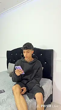 Snapshot of DiamondEssence chatting on 03-05-26, 02:07 DiamondEssence online show from 03-05-26, 02:07