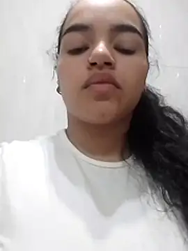 amomentofpassion 1 online show from 03-07-26, 10:40