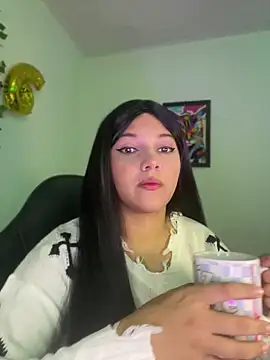 aurora bela online show from 04-08-26, 10:48