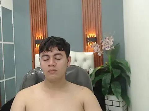 Thiago saenzz online show from 03-11-26, 05:30