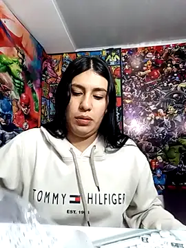 charlottte wh online show from 04-21-26, 10:10