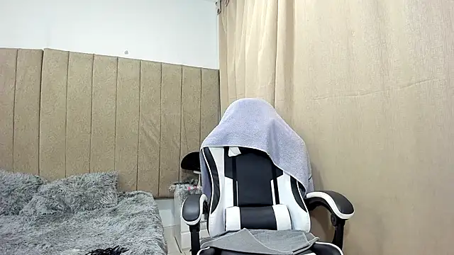 pipe hot04 online show from 04-25-26, 03:53