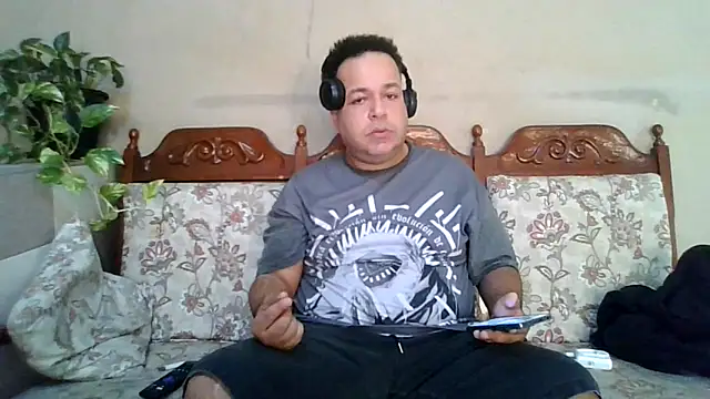 UrsoBissexualPauGrosso online show from 05-13-26, 04:48