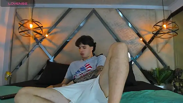 EXCLUSIVE8 online show from 03-08-26, 04:16