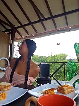 SAMY AND ARI online show from 04-19-26, 03:22