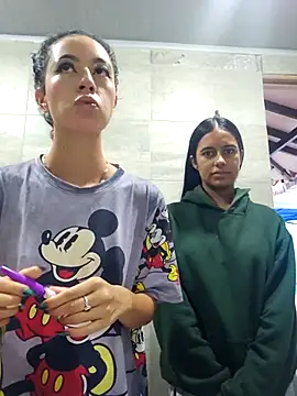 SAMY AND ARI online show from 04-21-26, 11:05