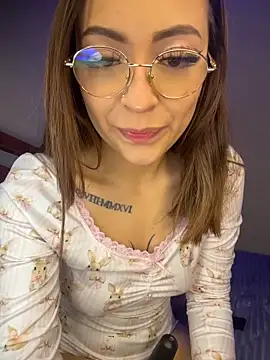 ailen wood online show from 03-13-26, 03:57