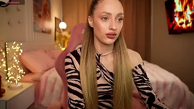 Mila Murr online show from 03-11-26, 04:07