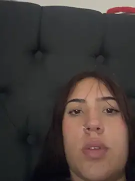 Snapshot of Munequita_med44 chatting on 03-27-26, 04:18 Munequita med44 online show from 03-27-26, 04:18