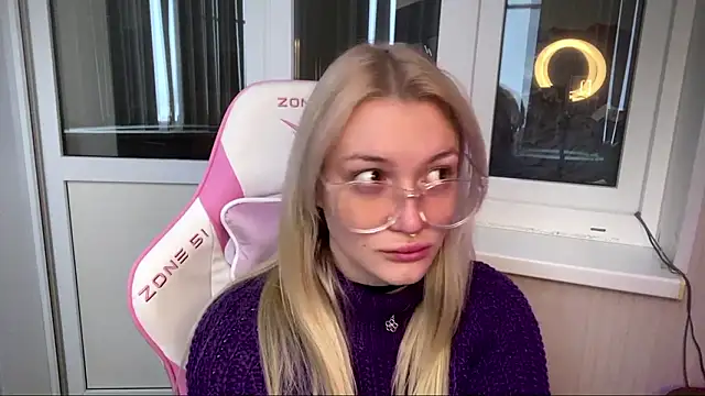 Snapshot of Just_Ash chatting on 02-27-26, 08:14 Just Ash online show from 02-27-26, 08:14