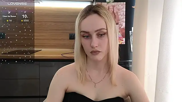 Bella Villen online show from 07-20-26, 08:50