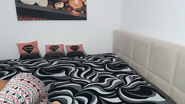 NickyHotXO online show from 03-19-26, 05:22