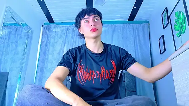 Dantekent online show from 05-19-26, 02:01