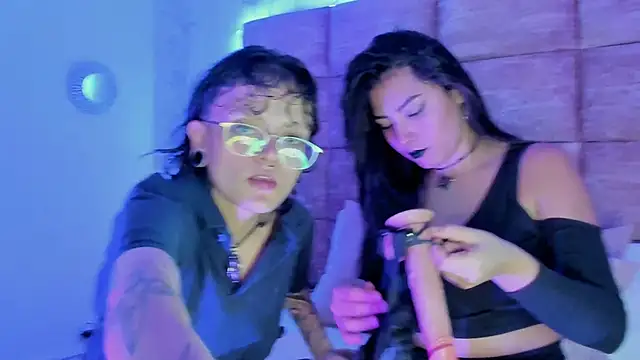 CaliferAndAurora online show from 03-30-26, 03:51