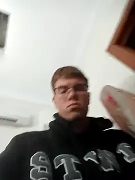 Alejandro27003 online show from 03-05-26, 07:54