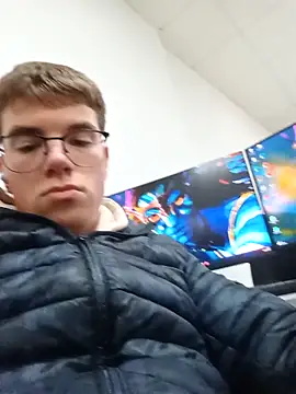 Alejandro27003 online show from 03-06-26, 01:18