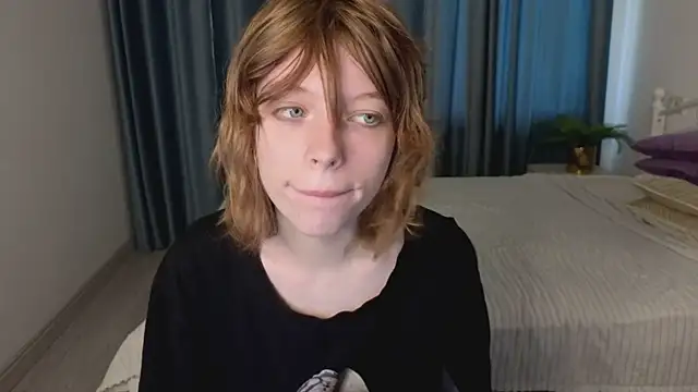Snapshot of MollySally chatting on 06-30-26, 04:13 MollySally online show from 06-30-26, 04:13