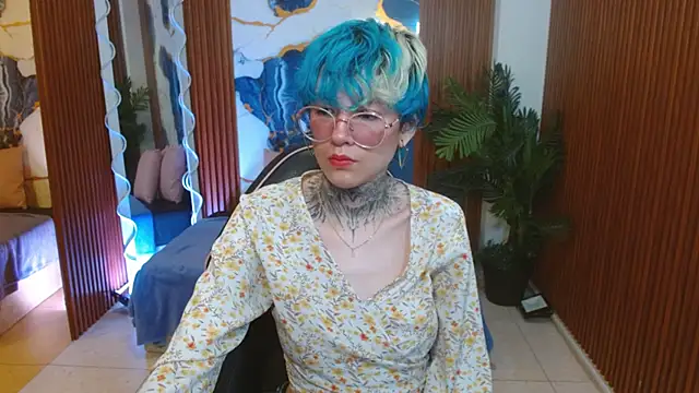 Lyra tay online show from 03-24-26, 07:08