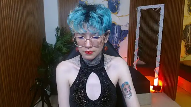 Snapshot of Lyra_tay chatting on 05-10-26, 11:37 Lyra tay online show from 05-10-26, 11:37