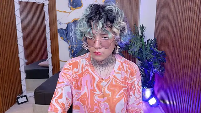 Lyra tay online show from 07-24-26, 07:01