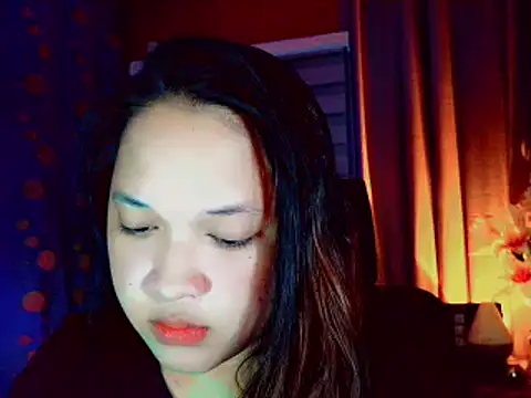 Snapshot of Sweet_coleen chatting on 03-30-26, 12:50 Sweet coleen online show from 03-30-26, 12:50