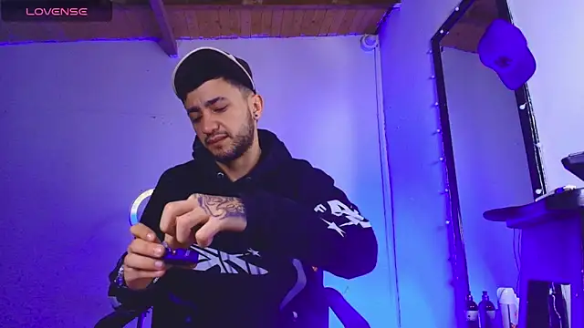 Jey dirty 777 online show from 03-12-26, 09:15