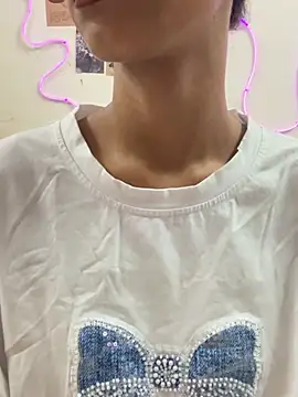 Zoiii   online show from 03-31-26, 01:44