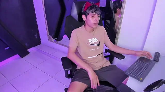 DeilanWolf online show from 03-03-26, 04:18