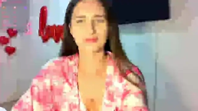 Snapshot of EveLuxe01 chatting on 03-07-26, 06:16 EveLuxe01 online show from 03-07-26, 06:16