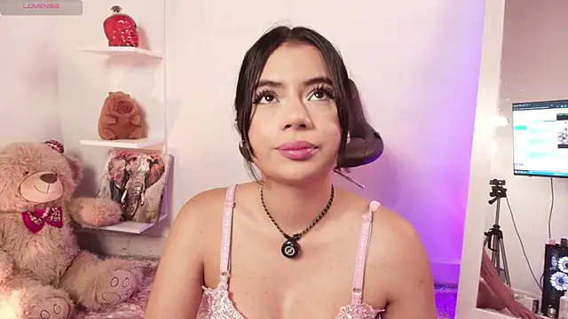 ema parkerr online show from 04-13-26, 10:26