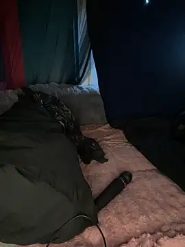 Melissa-Schneider online show from 04-25-26, 06:05