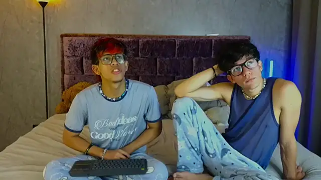 Bryan Santos z online show from 04-26-26, 07:33