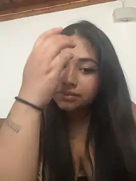 danniiq online show from 02-28-26, 08:21