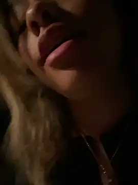 xophierz online show from 03-12-26, 03:34