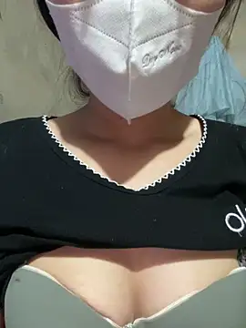 Lamlam68 online show from 03-08-26, 01:47