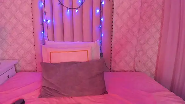 mika doll online show from 04-14-26, 03:34