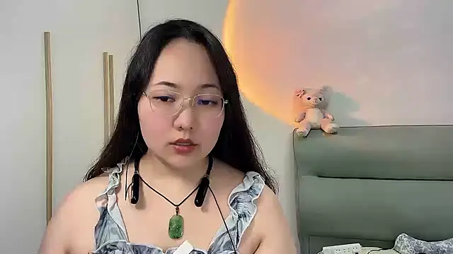 Susu-36E online show from 06-11-26, 02:15