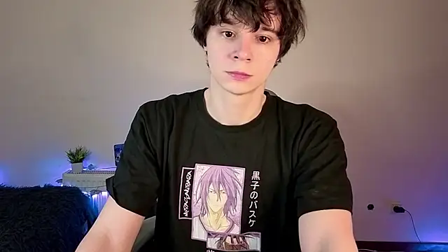 AnthonyCuutie online show from 06-04-26, 04:51