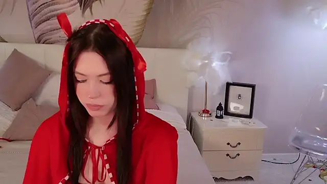 lizzy wells online show from 03-06-26, 10:06