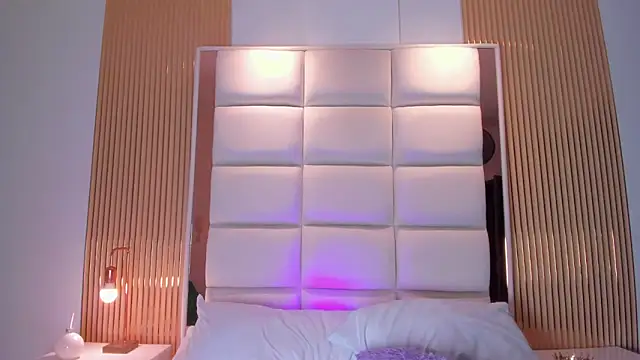 Megaan Rousee online show from 04-01-26, 01:41