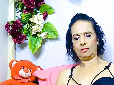 Hot queen58 online show from 06-01-26, 06:20
