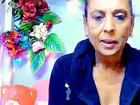 Hot queen58 online show from 06-06-26, 05:34