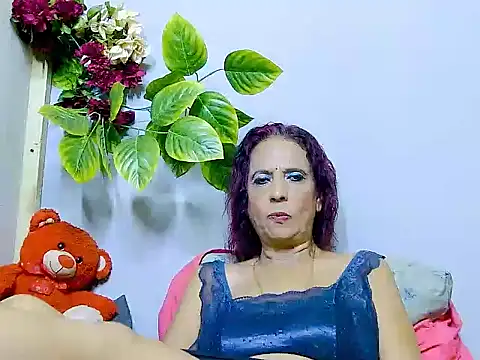 Hot queen58 online show from 07-22-26, 06:00